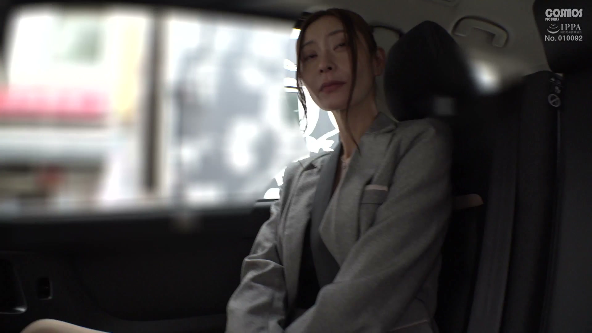 HAWA-344 子持ちのおばさんだけどおち〇ぽ欲しいの ユリカさん（41歳）